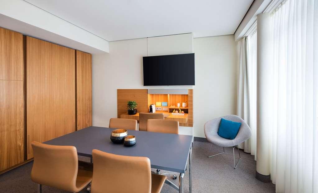 Lindner Ku'damm, Part Of Jdv By Hyatt Hotel 4*