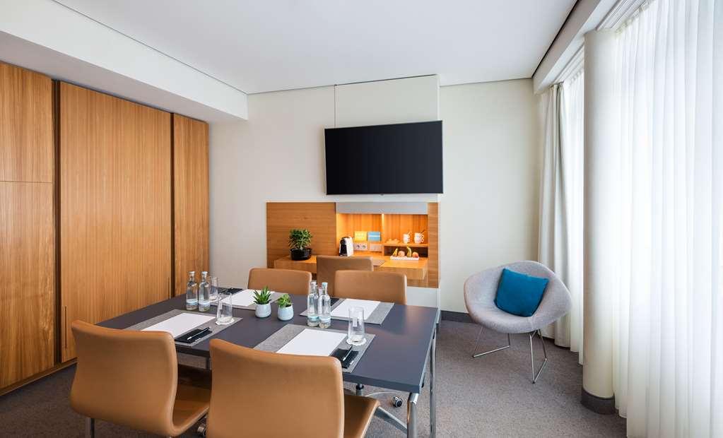 Hotel Lindner Ku'damm, Part Of Jdv By Hyatt 4*